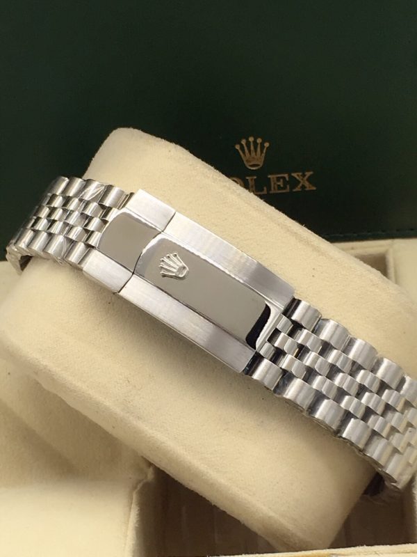 Rolex Datejust Black Dial Automatic- 40mm -Replica Watches - Image 3