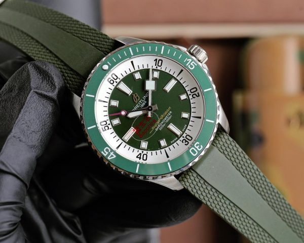 Breitling Superocean, Automatic Movement - 42mm - Image 4