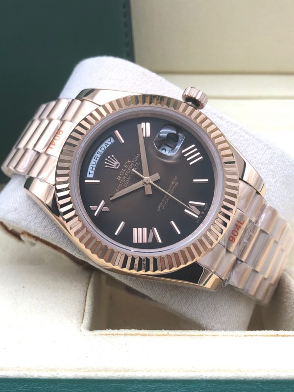 Rolex Daydate Rose Gold Automatic -41mm Replica watches - Image 4
