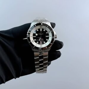Breitling Superocean Automatic Black Dial- 42mm