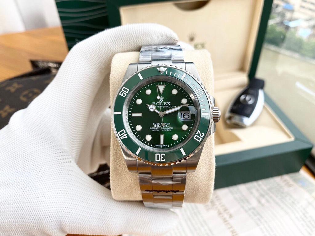 Rolex Submariner Green Hulk / Automatic Movement/ Luxury Rolex watch- 40mm -Replica Watches