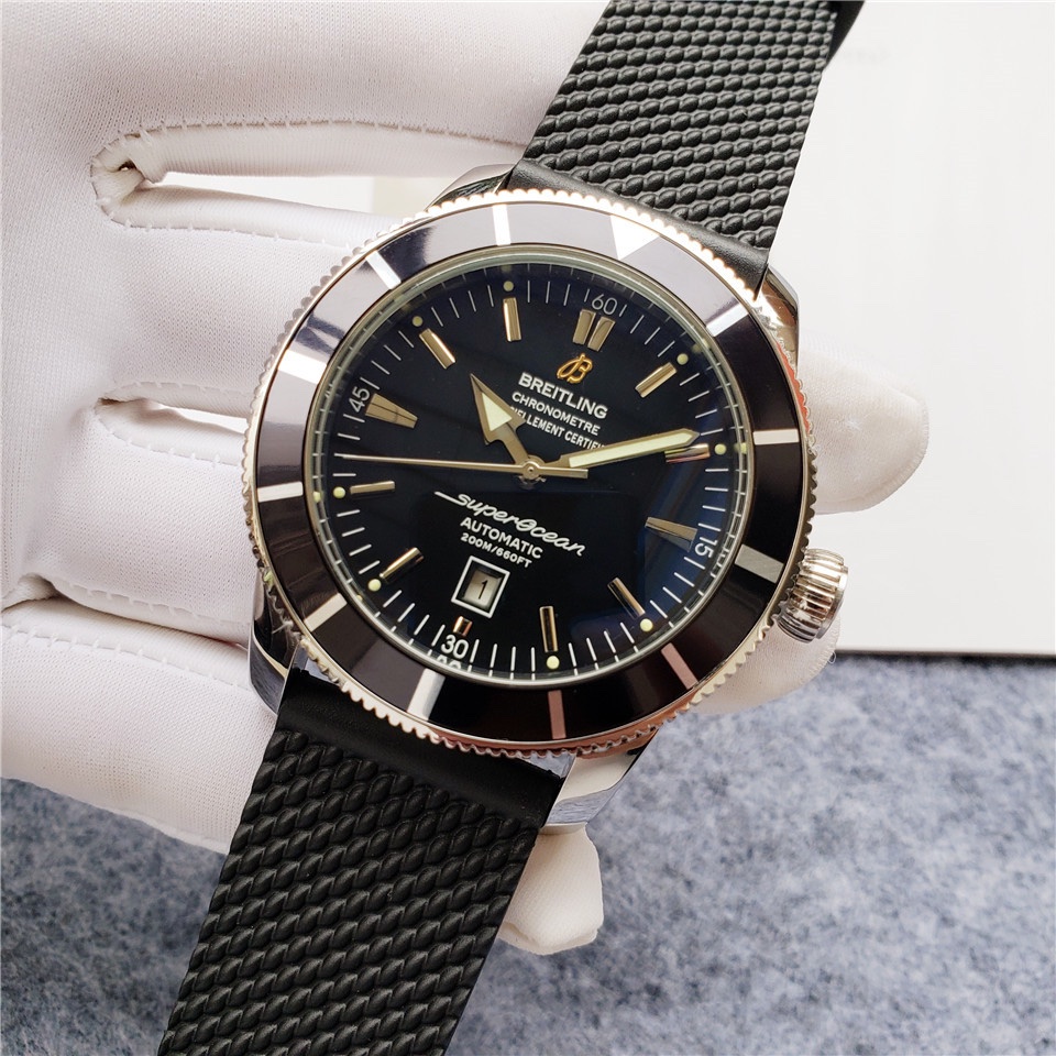 Breitling Superocean Black dial Automatic- 42mm