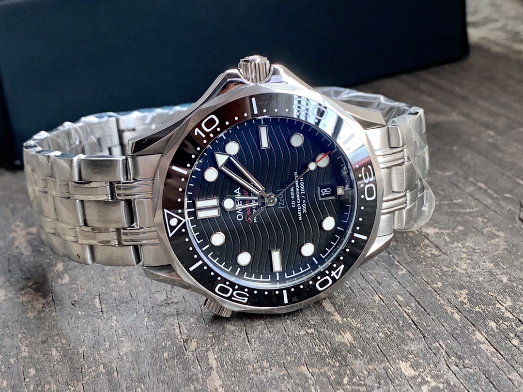 Omega Seamaster Diver/ Automatic Movement/ luxury Omega watches for Men’s- 42mm -Replica watches