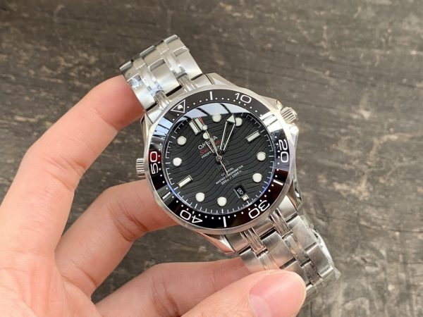 Omega Seamaster Diver/ Automatic Movement/ luxury Omega watches for Men’s- 42mm -Replica watches - Image 3