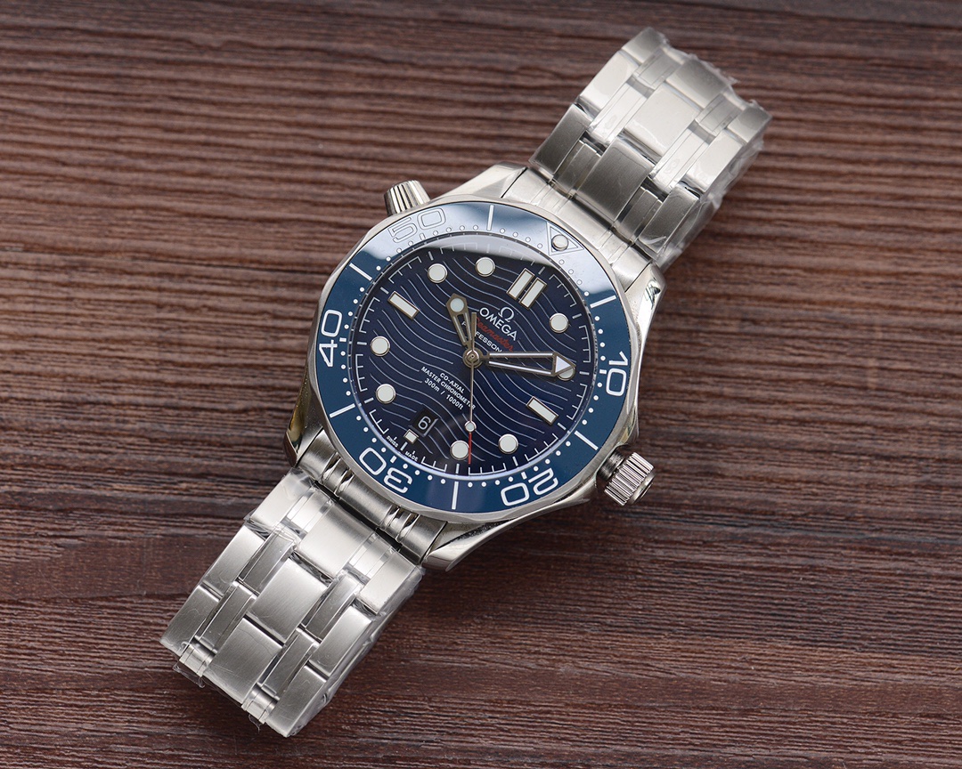 Omega Seamaster Diver Blue dial / Automatic Movement/ luxury Omega watches for Men’s- 42mm -Replica watches