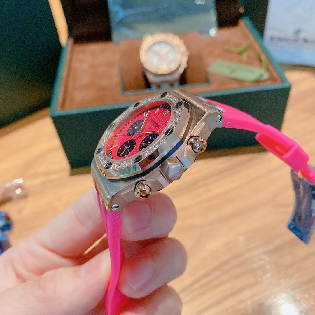 AP Audemars Piguet Pink Rubber Strap Ladies / AP Chronograph - 42mm -Replica watches