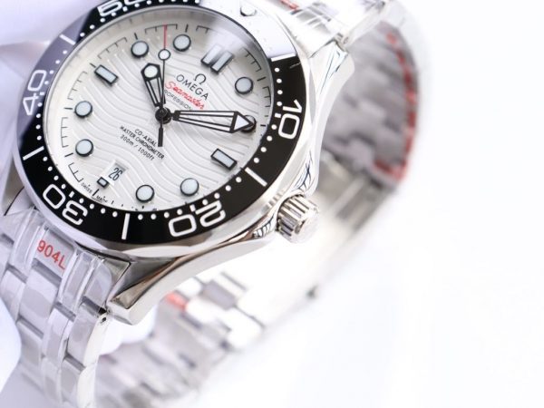 Omega Seamaster Professional Automatic - 42mm -Replica watches - Image 4
