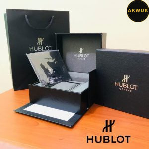 Hublot Box and paper