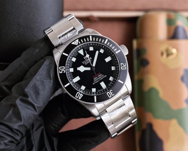 Tudor Geneva Pelagos Automatic Movement- 42mm - Image 4