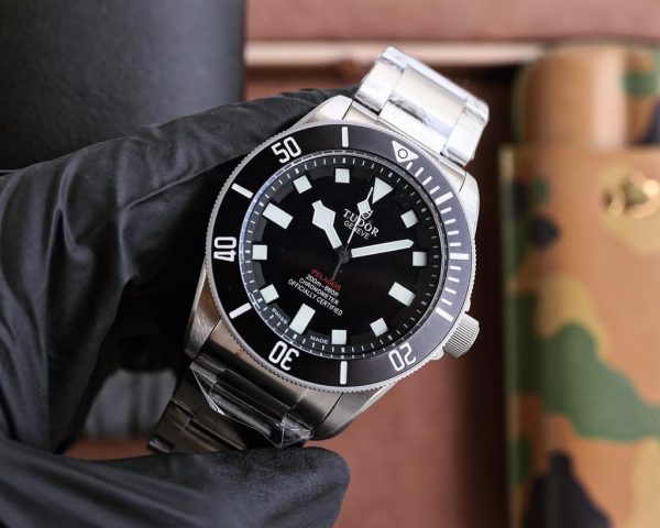 Tudor Geneva Pelagos Automatic Movement- 42mm - Image 3