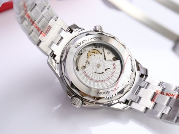 OMEGA Seamaster Diver Men's Automatic- 42mm - Image 7