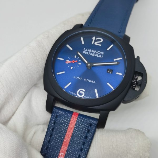 Luminor Panerai Luna Rossa Automatic - 44mm - Image 3